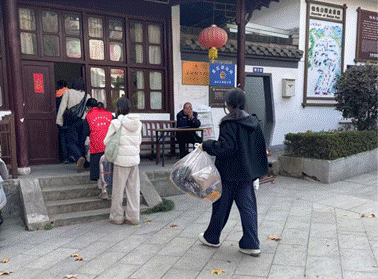 2025-12-01 13:38:40.211000